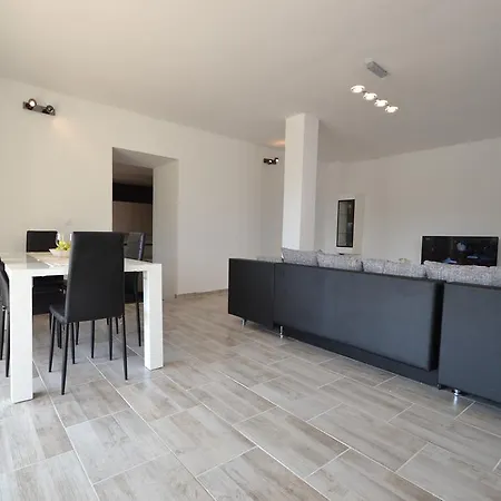 Villa Pistan *