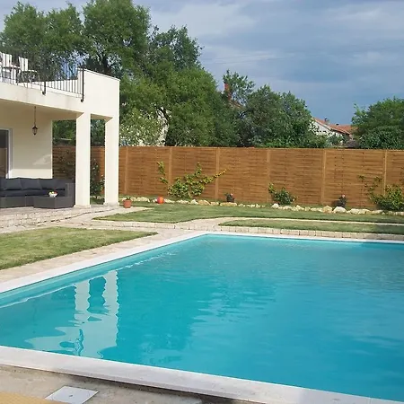 Pistan Murvica (Policnik)