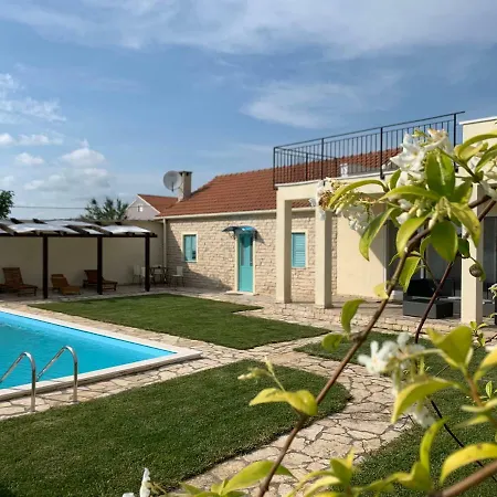 Villa Pistan *