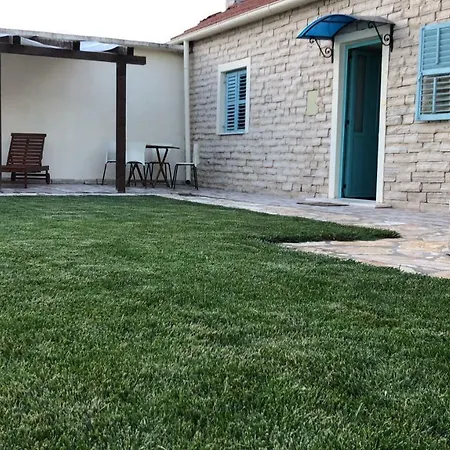 Pistan Villa